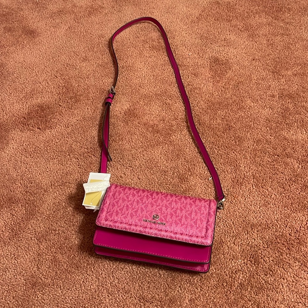 Micheal Kors brand new small crossbody/wallet